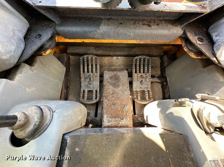 image for item KT9299 2008 Mustang 2109  skid steer loader