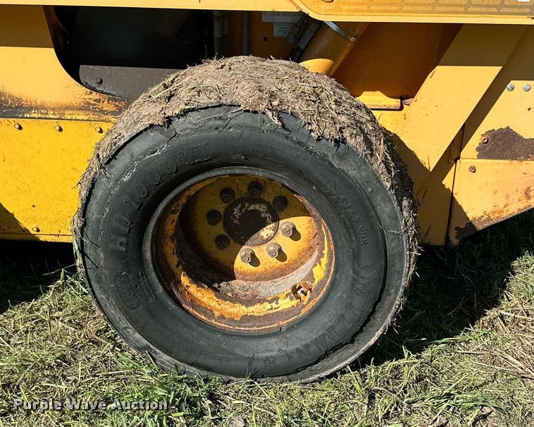 image for item KT9299 2008 Mustang 2109  skid steer loader