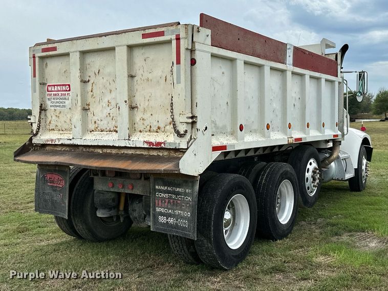 image for item KT9304 2001 Peterbilt 330  dump truck