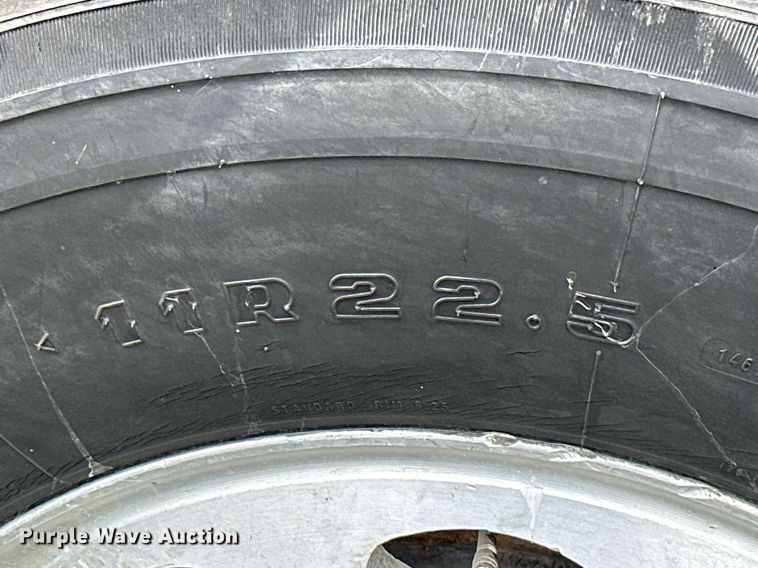 image for item KT9304 2001 Peterbilt 330  dump truck