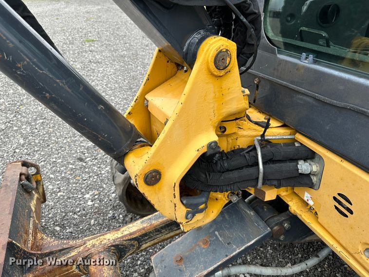 image for item KW9015 2014 John Deere 35D  mini excavator