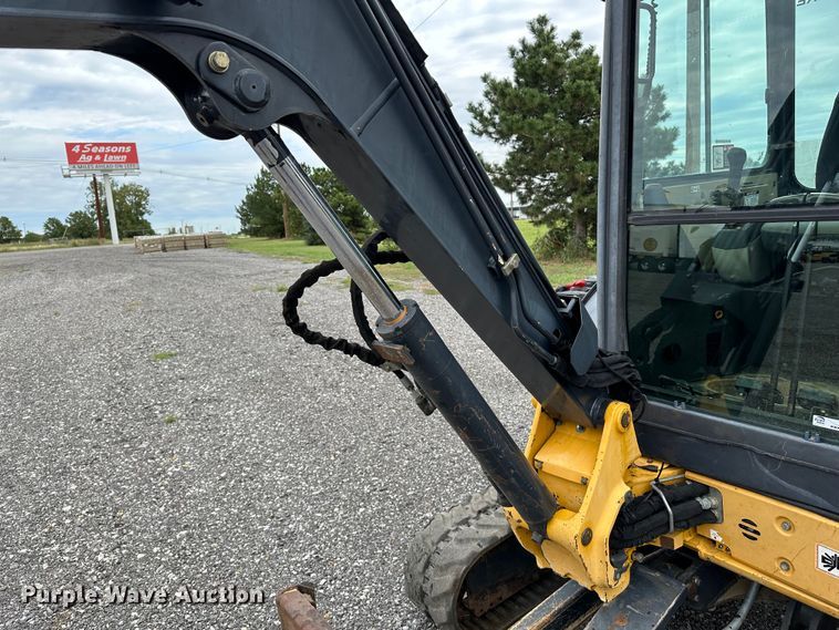 image for item KW9015 2014 John Deere 35D  mini excavator