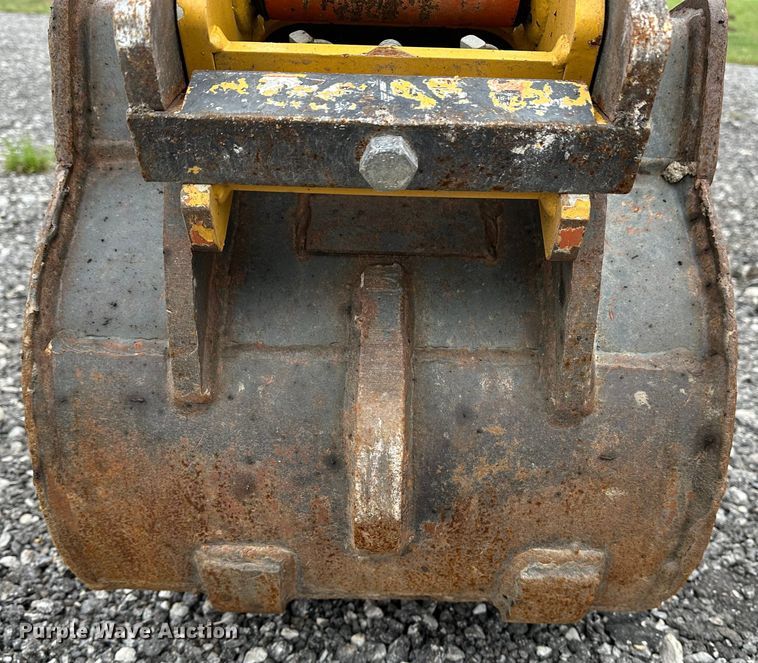 image for item KW9015 2014 John Deere 35D  mini excavator