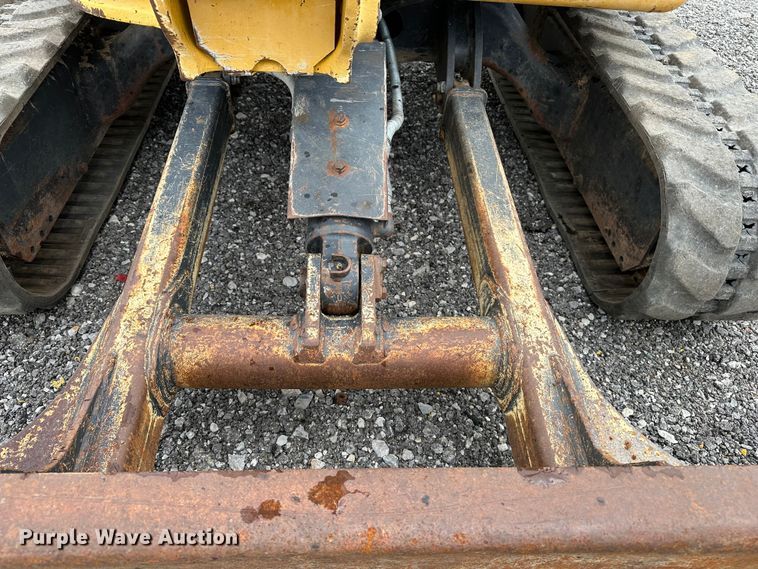 image for item KW9015 2014 John Deere 35D  mini excavator