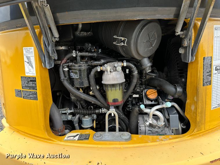 image for item KW9015 2014 John Deere 35D  mini excavator