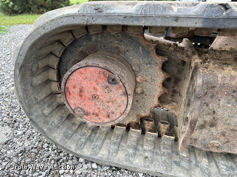 image for item KW9015 2014 John Deere 35D  mini excavator