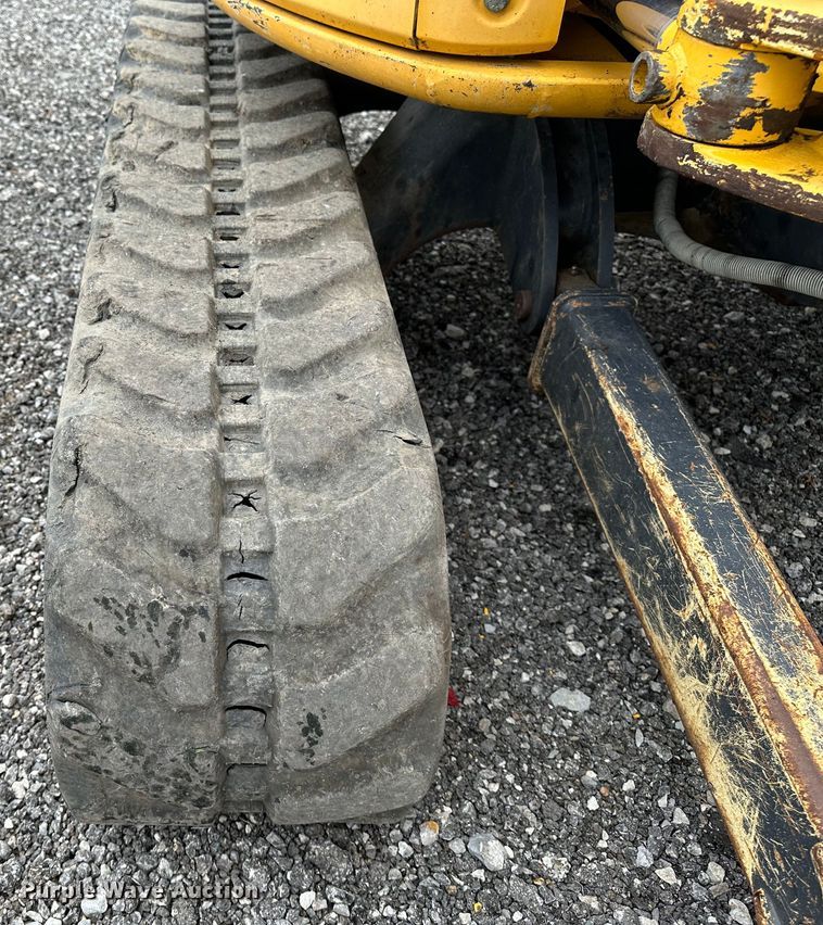 image for item KW9015 2014 John Deere 35D  mini excavator