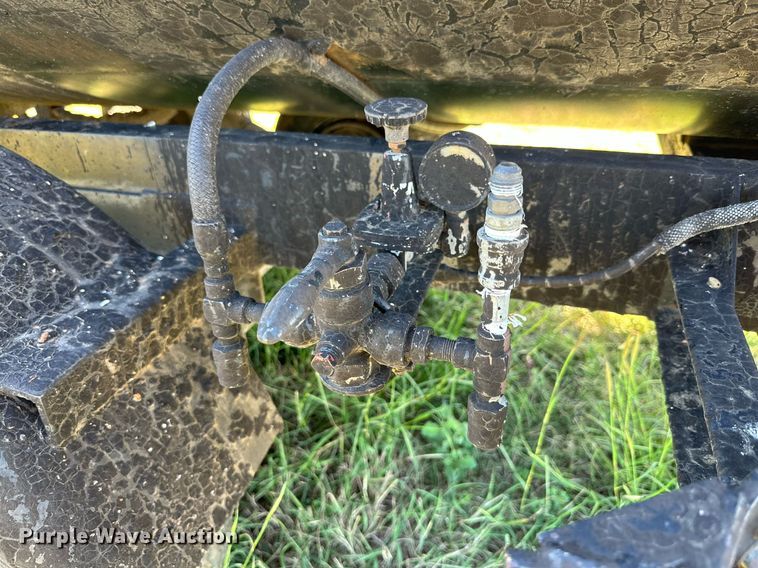 image for item KX9738 Entyre  melter/appliactor