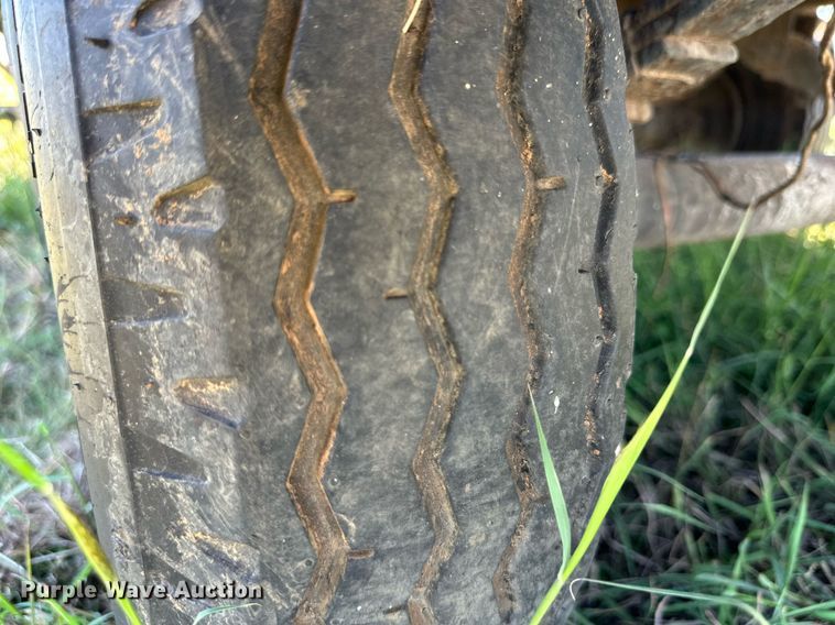 image for item KX9738 Entyre  melter/appliactor