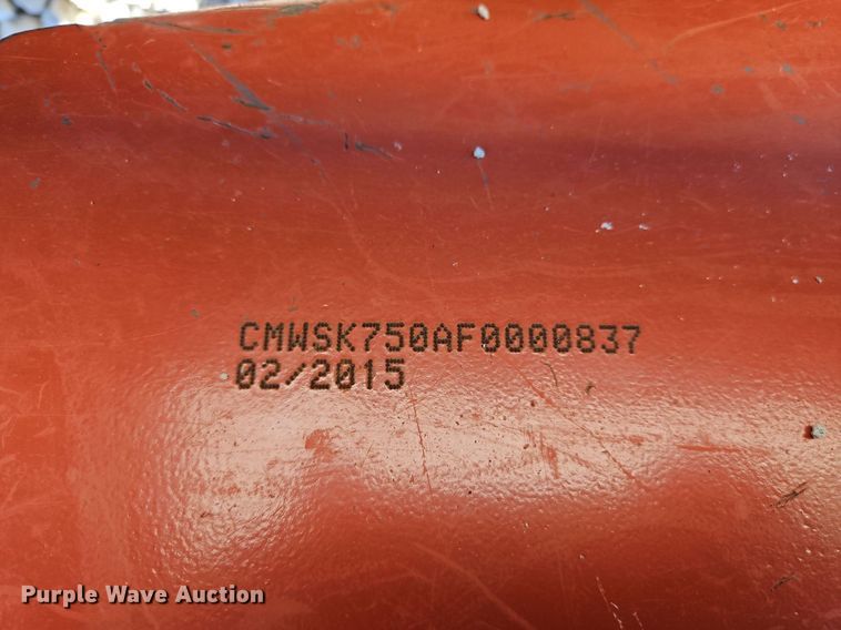image for item LB9538 2015 Ditch Witch SK750  compact utility loader