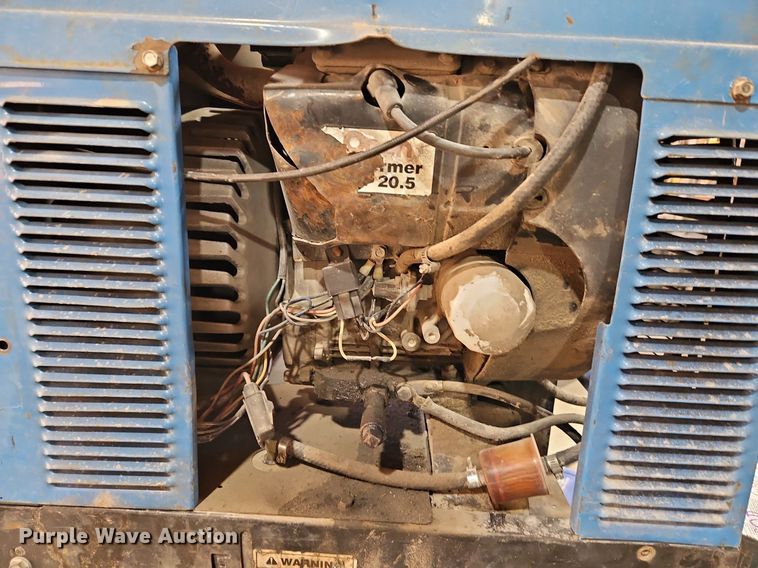 image for item LM9267 Miller Bobcat 250  welder/generator