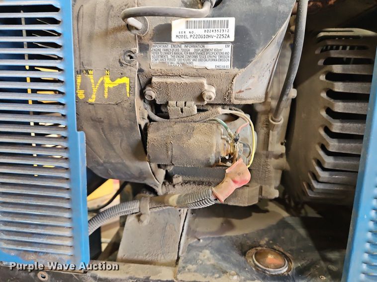 image for item LM9267 Miller Bobcat 250  welder/generator