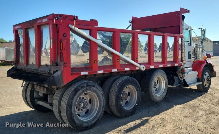 image for item LO9822 2012 Kenworth T800  dump truck