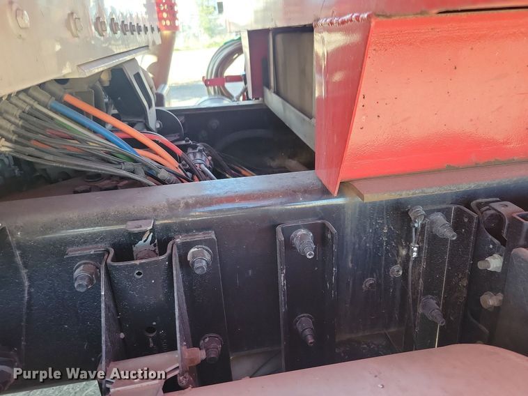 image for item LO9822 2012 Kenworth T800  dump truck