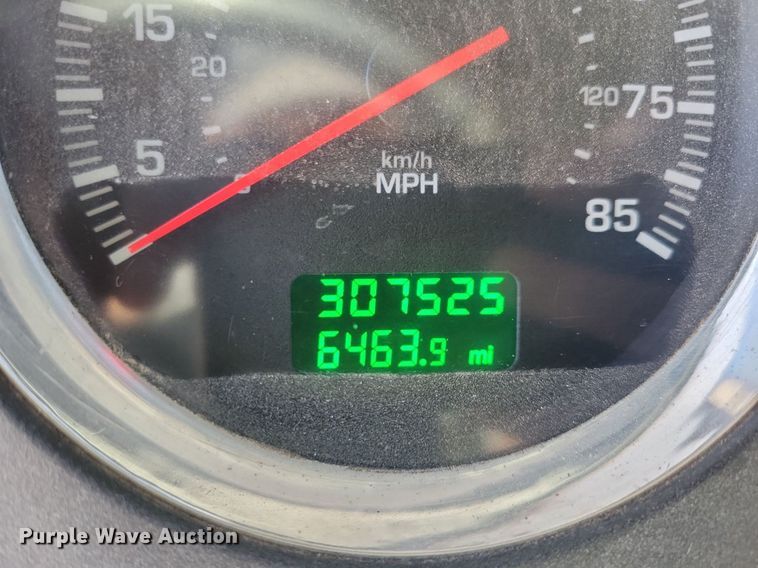 image for item LO9822 2012 Kenworth T800  dump truck