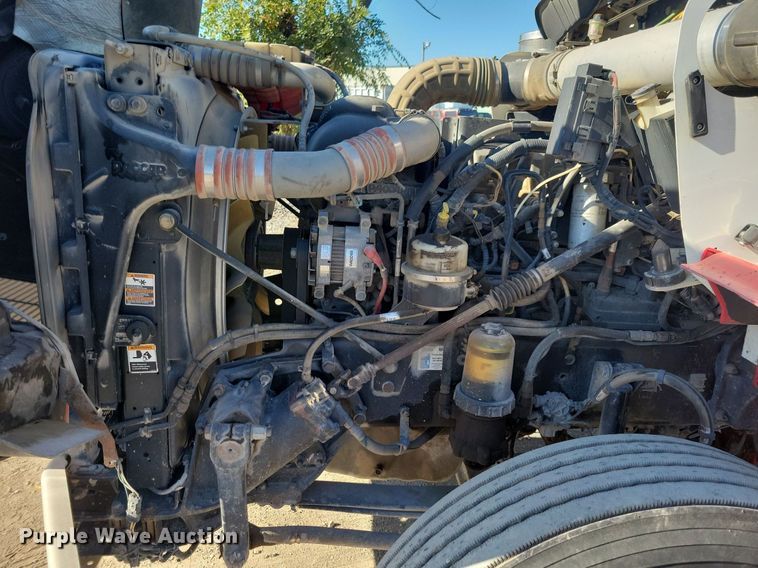 image for item LO9822 2012 Kenworth T800  dump truck