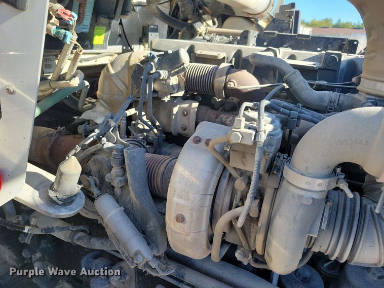 image for item LO9822 2012 Kenworth T800  dump truck