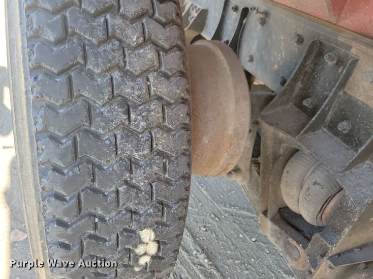 image for item LO9822 2012 Kenworth T800  dump truck