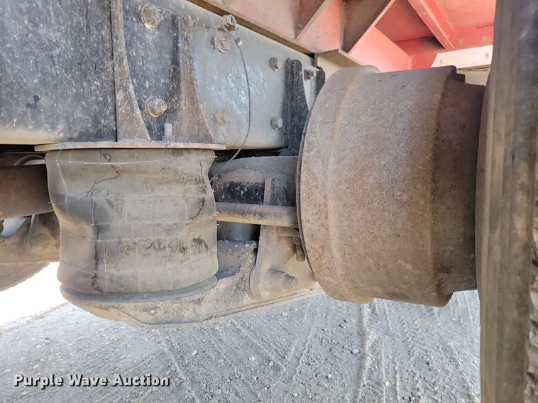 image for item LO9822 2012 Kenworth T800  dump truck