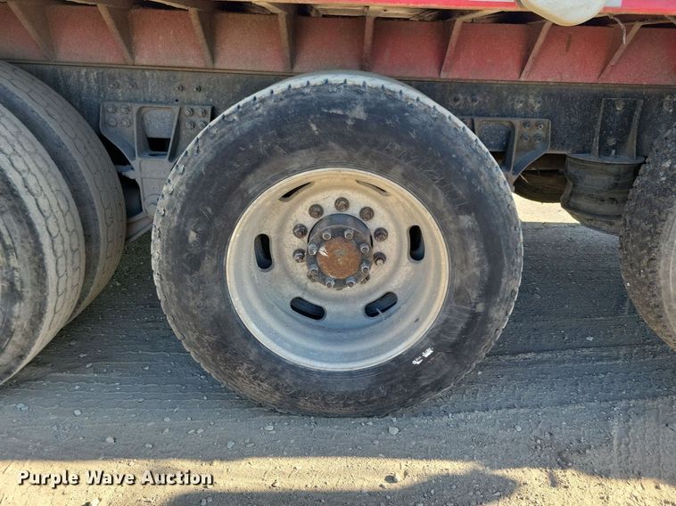 image for item LO9822 2012 Kenworth T800  dump truck