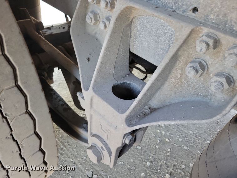 image for item LO9822 2012 Kenworth T800  dump truck