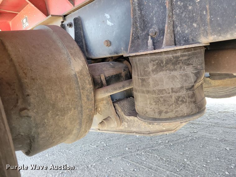 image for item LO9822 2012 Kenworth T800  dump truck