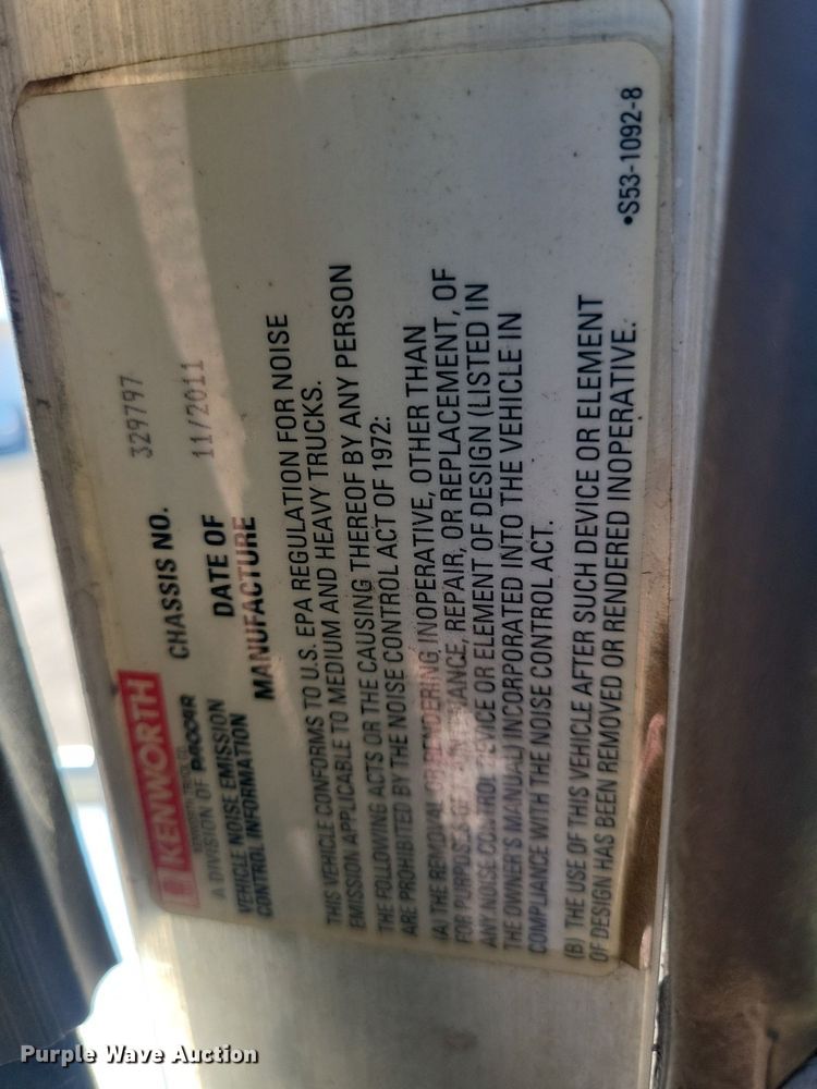 image for item LO9822 2012 Kenworth T800  dump truck