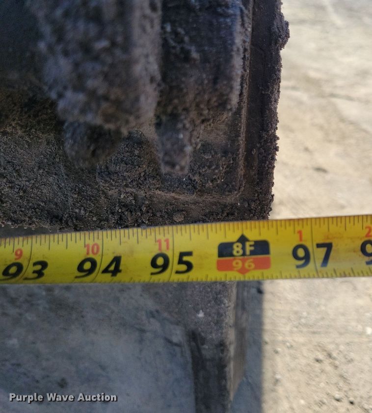 image for item LO9824 1997 Kenworth T800  dump truck