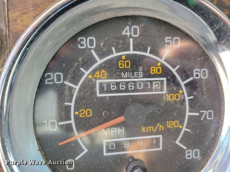 image for item LO9824 1997 Kenworth T800  dump truck