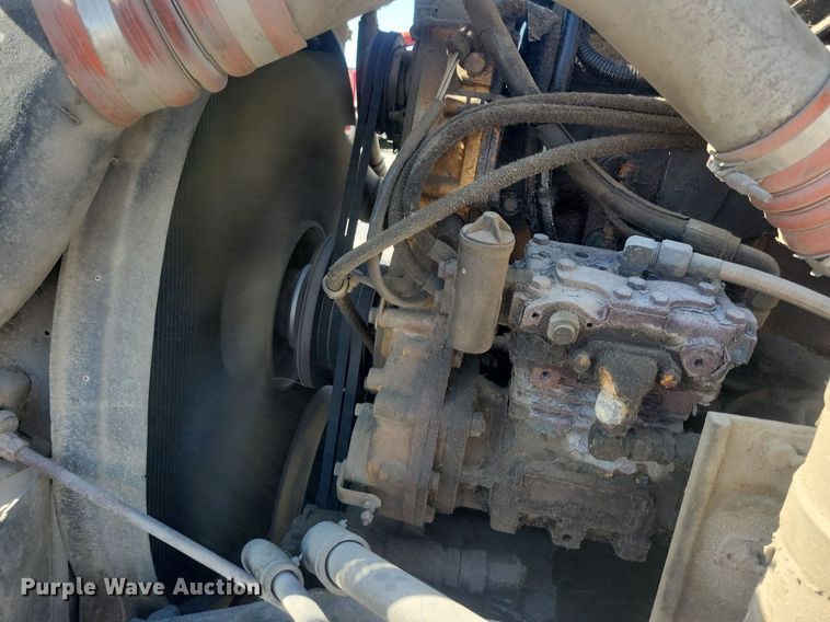 image for item LO9824 1997 Kenworth T800  dump truck