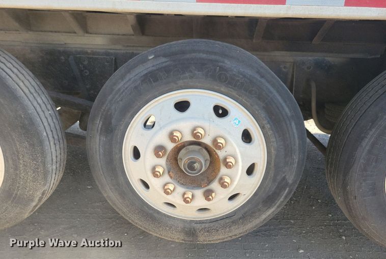 image for item LO9824 1997 Kenworth T800  dump truck