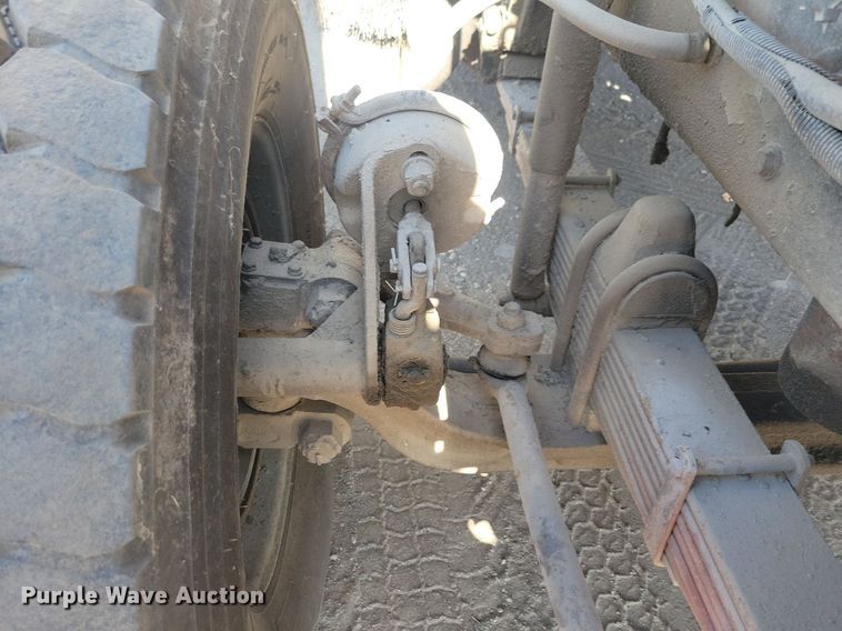 image for item LO9824 1997 Kenworth T800  dump truck