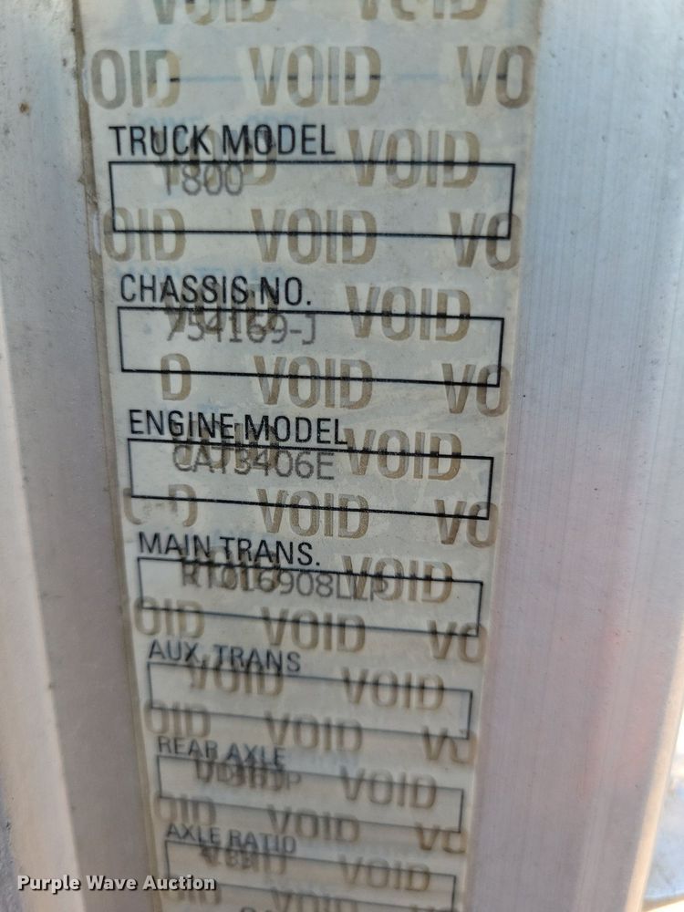 image for item LO9824 1997 Kenworth T800  dump truck