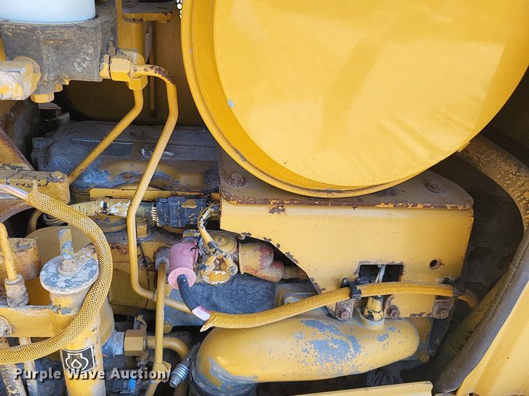 image for item LS9657 2006 Caterpillar D5N  dozer