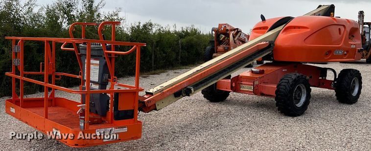 image for item LU9795 2013 JLG 400S  boom lift