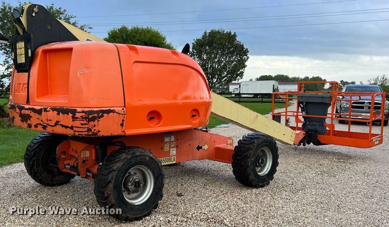 image for item LU9795 2013 JLG 400S  boom lift