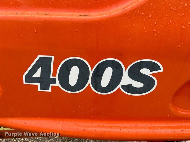 image for item LU9795 2013 JLG 400S  boom lift