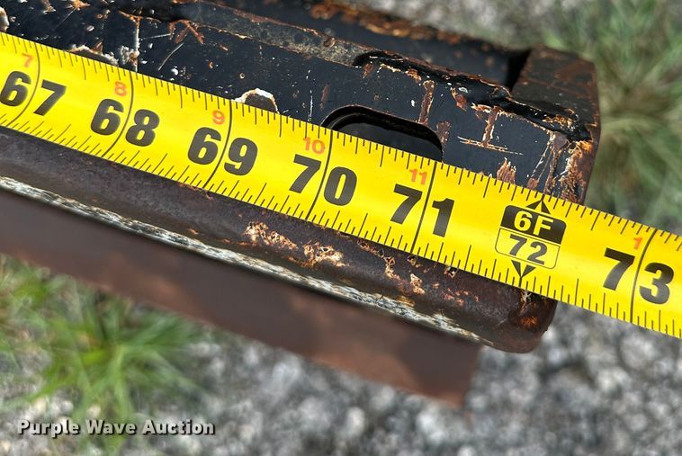 image for item LV9064 2015 Vermeer RTX 750  trencher