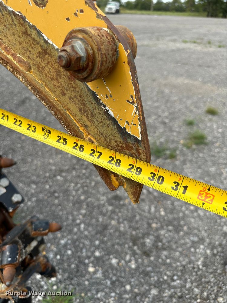 image for item LV9064 2015 Vermeer RTX 750  trencher