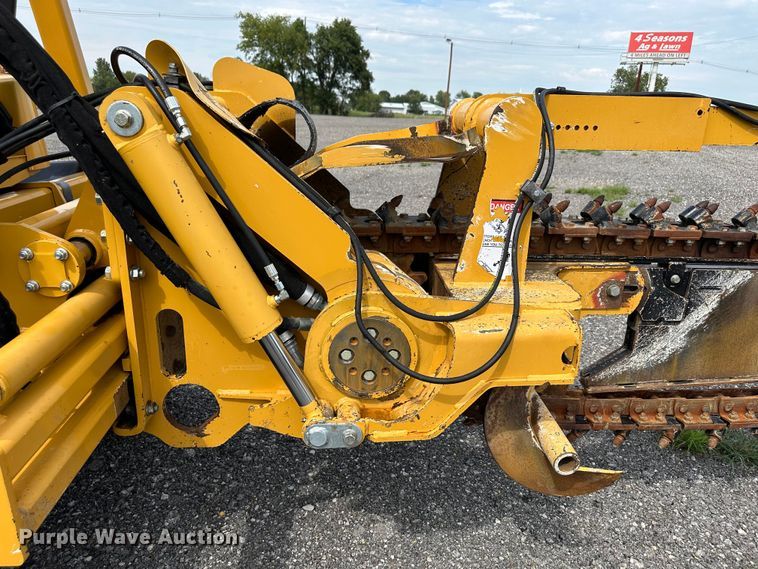 image for item LV9064 2015 Vermeer RTX 750  trencher