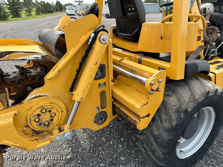 image for item LV9064 2015 Vermeer RTX 750  trencher