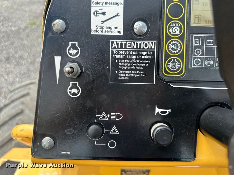 image for item LV9064 2015 Vermeer RTX 750  trencher