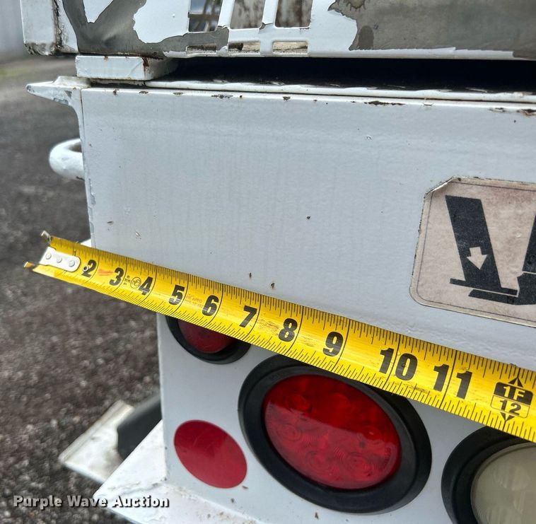 image for item LV9094 2012 Freightliner M2 Business Class  digger derrick truck