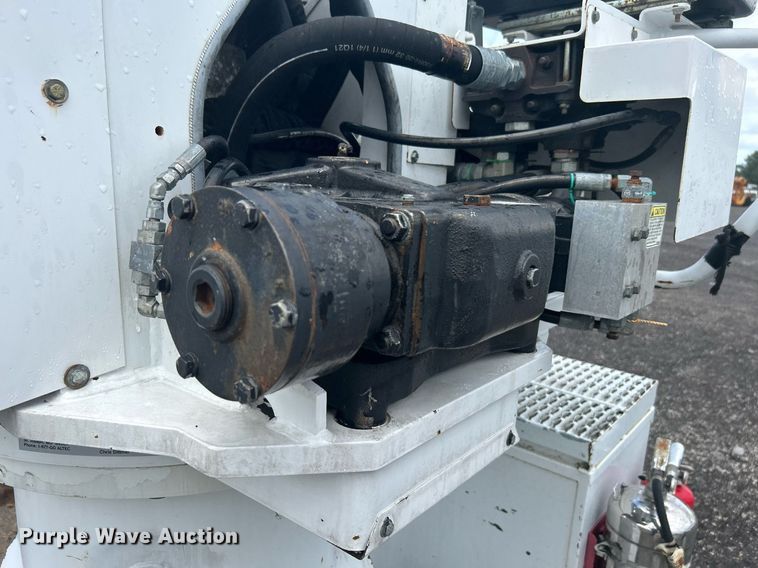 image for item LV9094 2012 Freightliner M2 Business Class  digger derrick truck