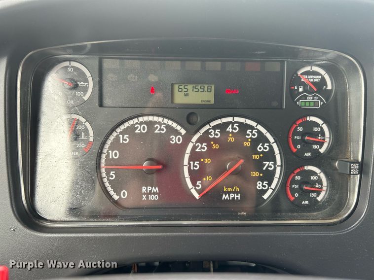 image for item LV9094 2012 Freightliner M2 Business Class  digger derrick truck