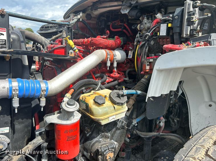 image for item LV9094 2012 Freightliner M2 Business Class  digger derrick truck