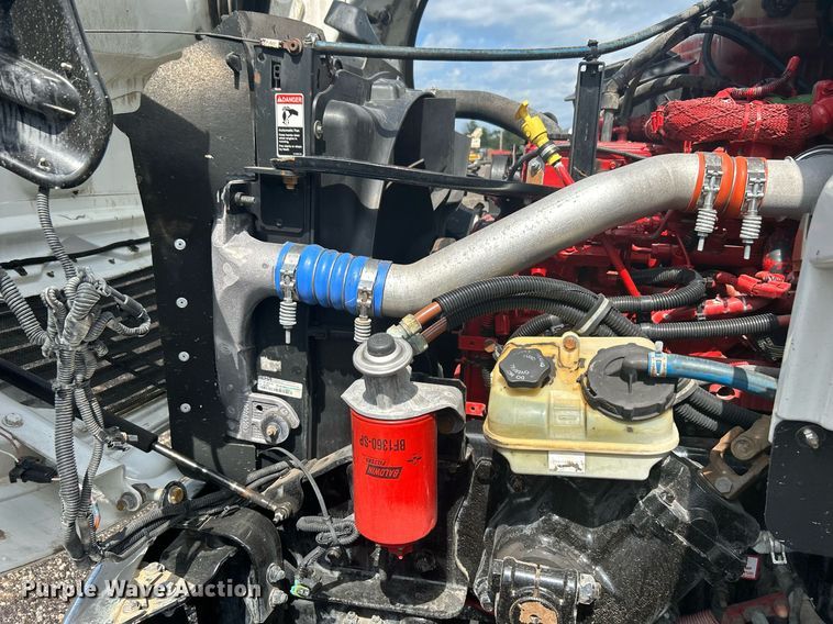 image for item LV9094 2012 Freightliner M2 Business Class  digger derrick truck