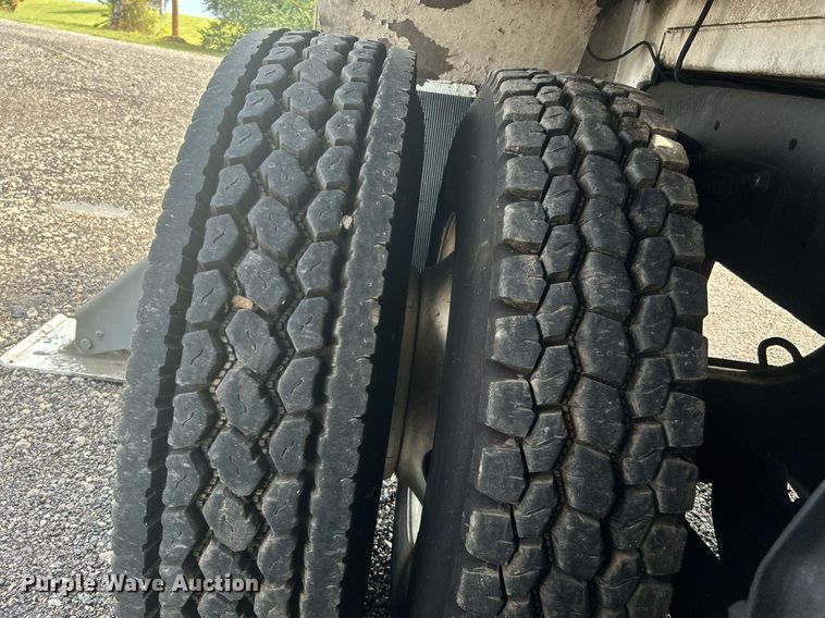 image for item LV9094 2012 Freightliner M2 Business Class  digger derrick truck