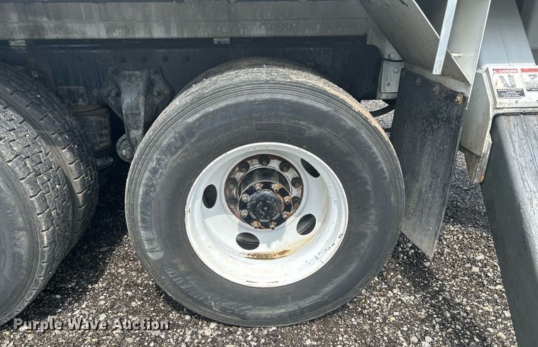 image for item LV9094 2012 Freightliner M2 Business Class  digger derrick truck