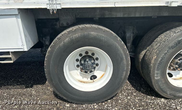 image for item LV9094 2012 Freightliner M2 Business Class  digger derrick truck